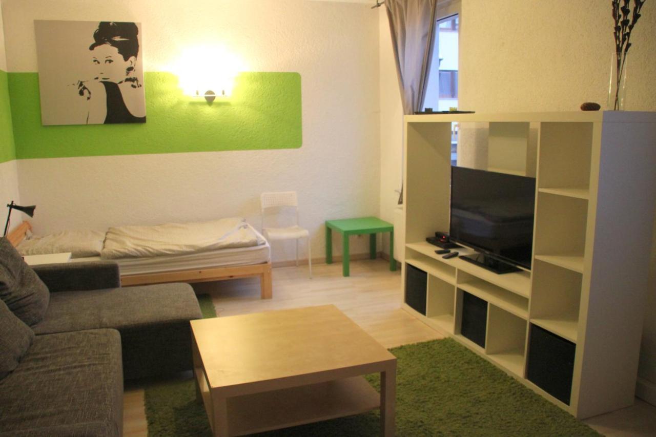 Apartment Steile Wh 2 Wand 106 Meerane